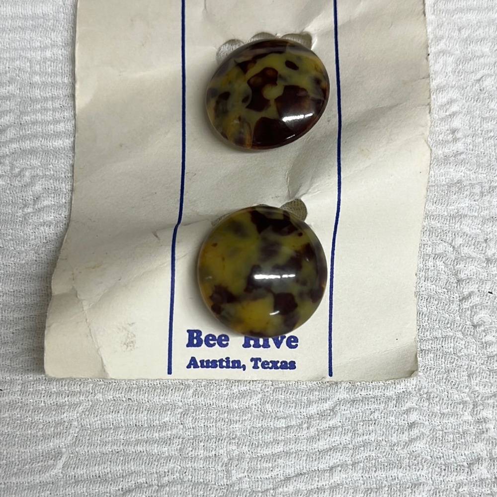 Vintage Tortoiseshell Acrylic Button covers Bee Hive Austin, TX